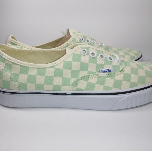 vans off the wall checkerboard